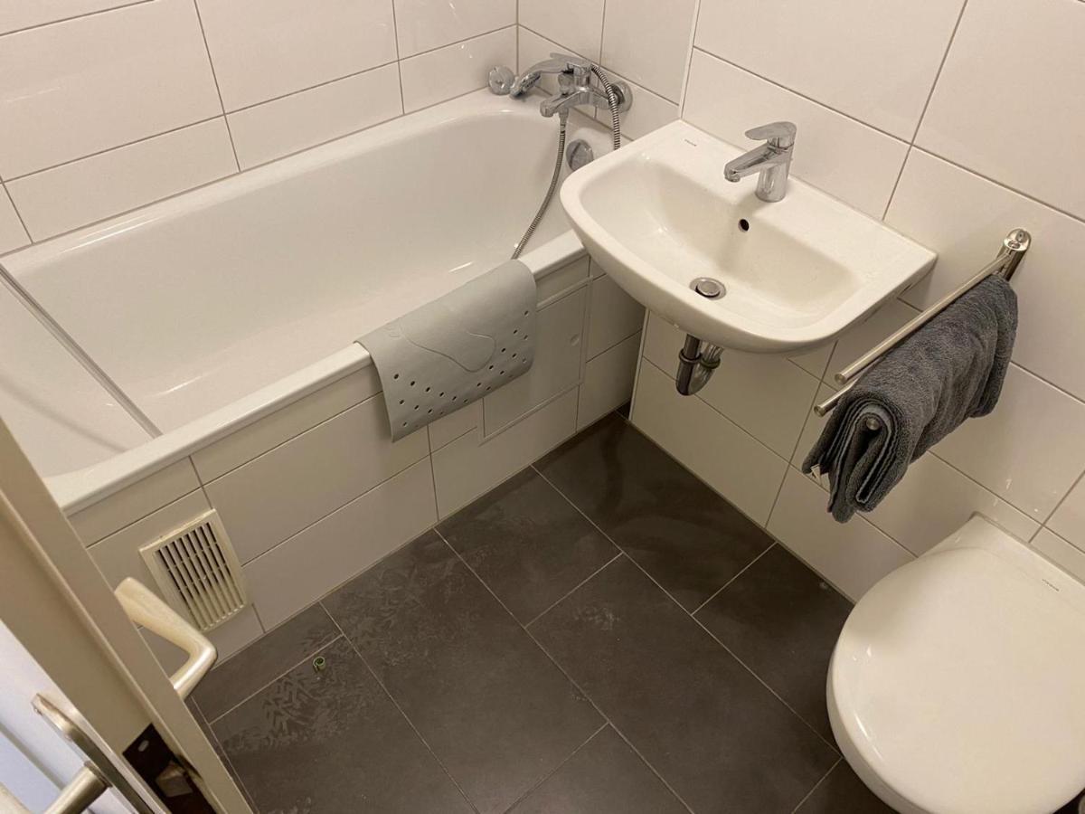 Interaktiv Appartements In Ratingen - Duesseldorferstrasse Екстер'єр фото
