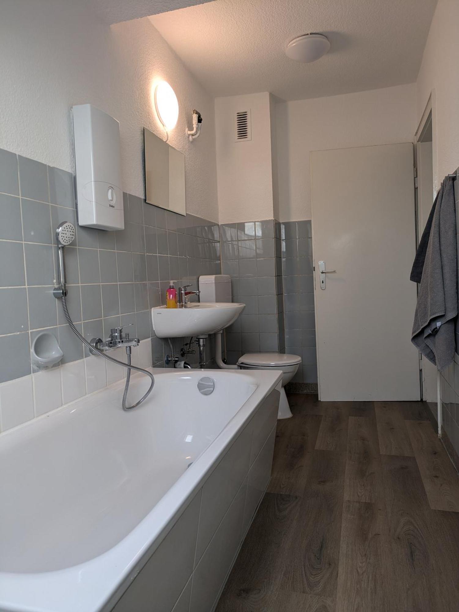 Interaktiv Appartements In Ratingen - Duesseldorferstrasse Екстер'єр фото